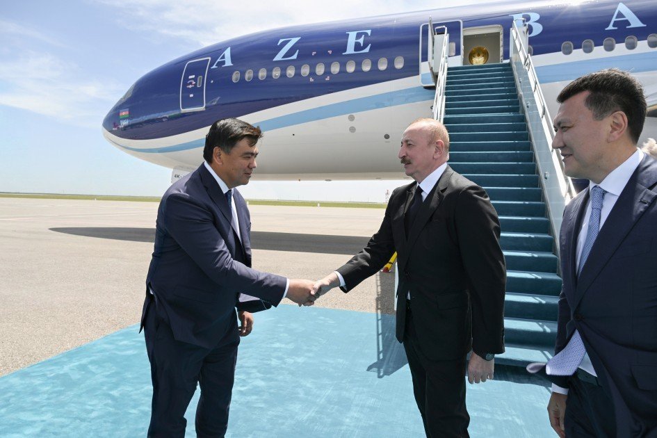 Prezident İlham Əliyev Qazaxıstana işgüzar səfərə gəlib Prezident İlham Əliyev Qazaxıstana işgüzar səfərə gəlib