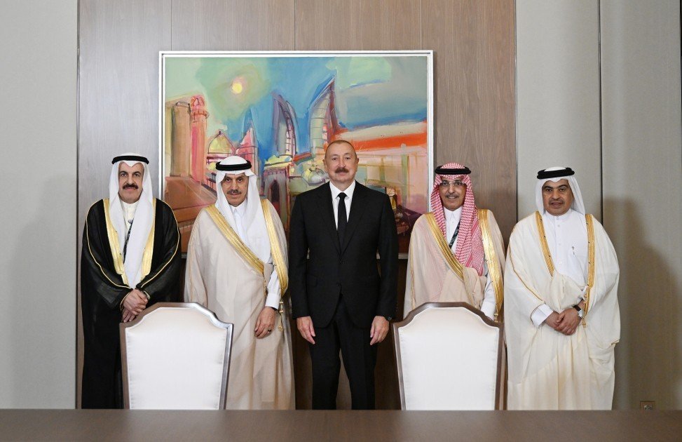 Prezident Ərəb Koordinasiya Qrupuna daxil olan üzv qurumların rəhbər şəxslərini qəbul edib