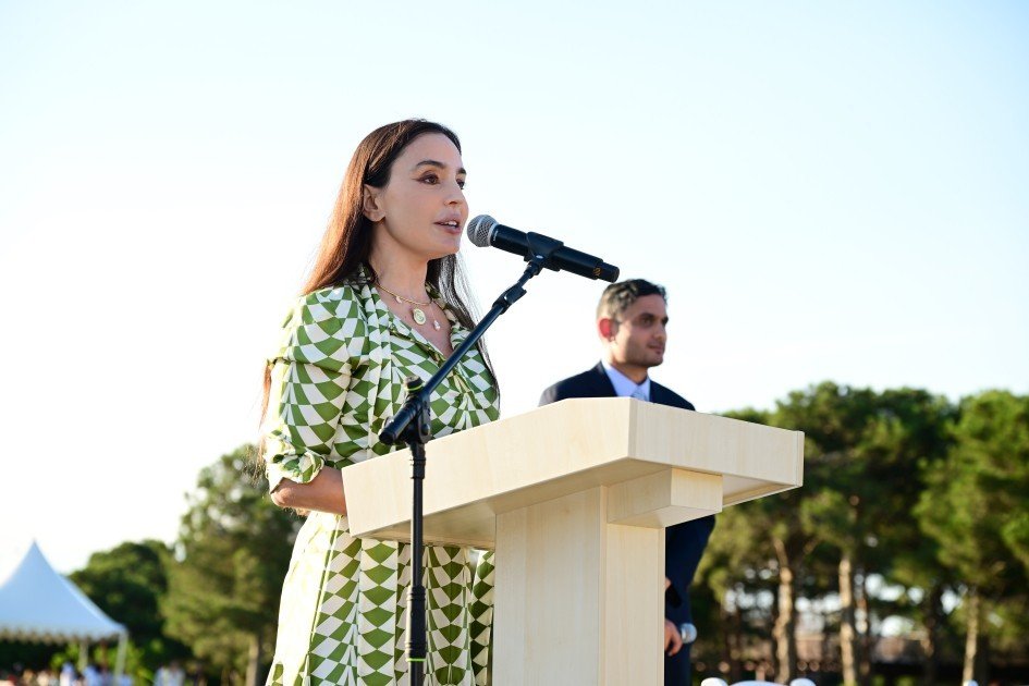 Leyla Əliyeva və Alona Əliyeva Xeyirxahlıq Festivalında iştirak ediblər