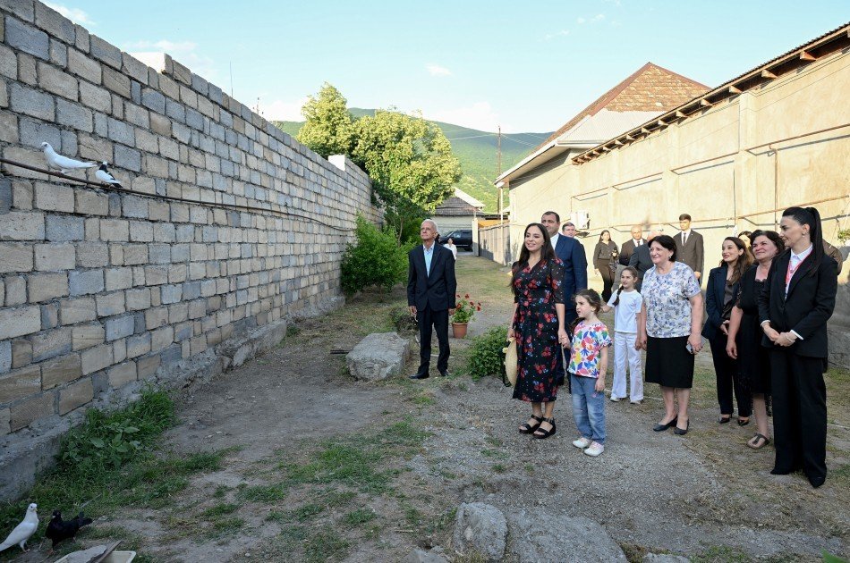 Leyla Əliyeva “Onlardan biri: Emil” adlı anım tədbirində iştirak edib