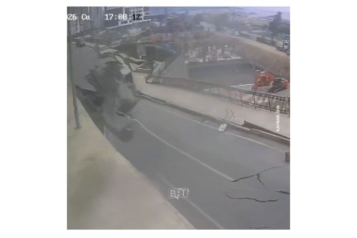 Türkiyənin Rize şəhərində yol çöküb, 3 binadan sakinlər təxliyə edilib