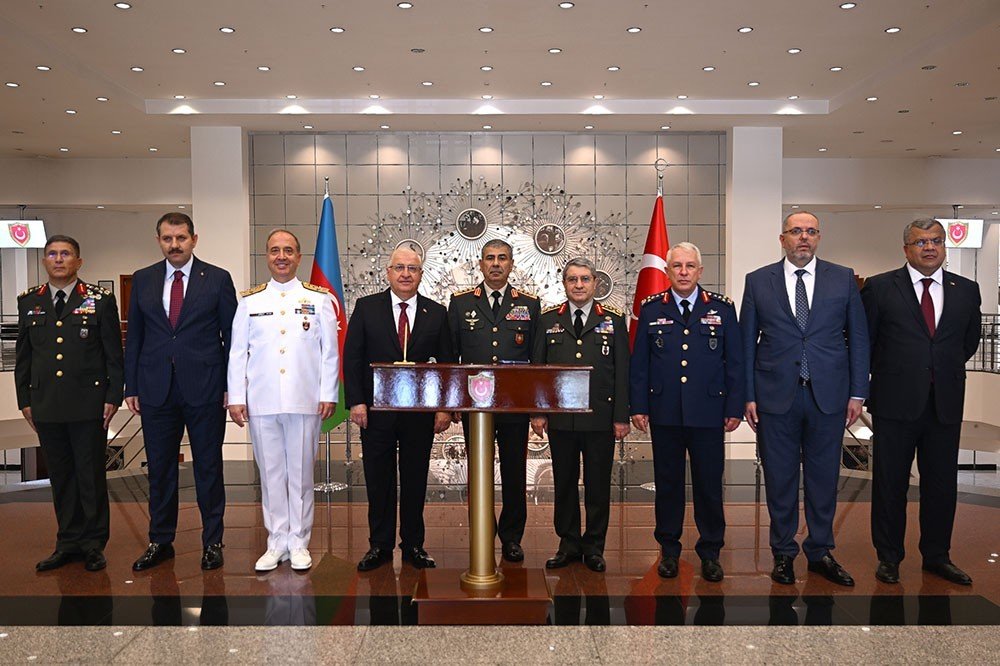 Zakir Həsənov Türkiyədə işgüzar səfərdədir Zakir Həsənov Türkiyədə işgüzar səfərdədir