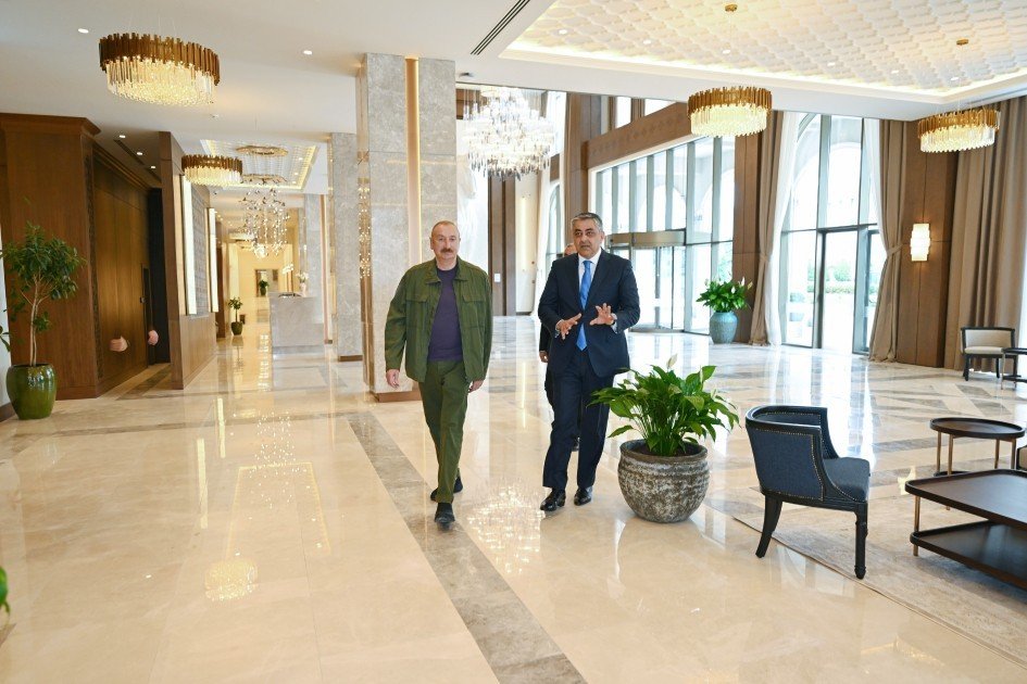 Prezident İlham Əliyev “Xankəndi” hotelinin açılışında iştirak edib
